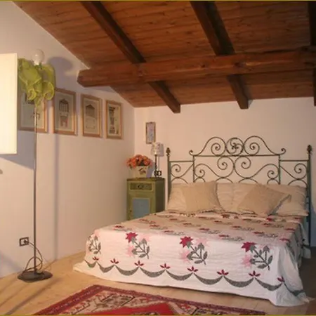 Bed & Breakfast Il Bruco In San Donato Val di Comino