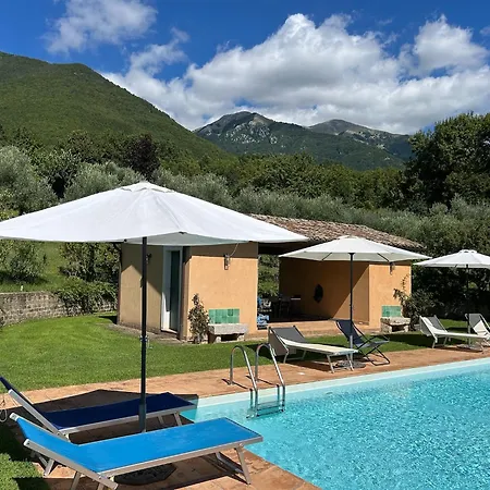 Il Bruco Nocleg ze śniadaniem San Donato Val di Comino